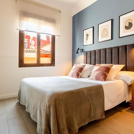 Apolo En Madrid Apartment Bagian luar foto