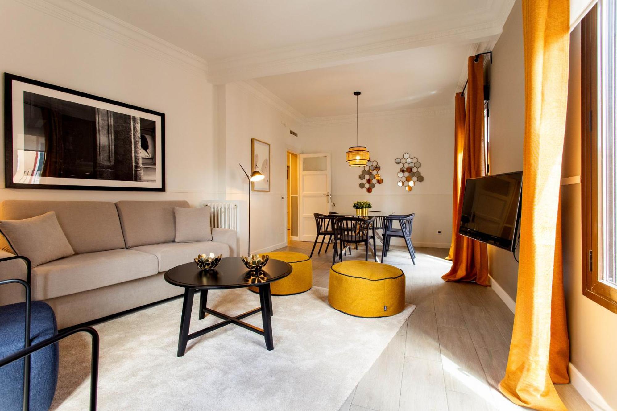 Apolo En Madrid Apartment Bagian luar foto