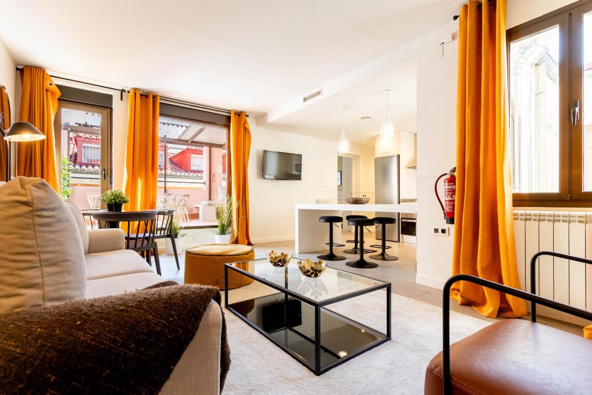 Apolo En Madrid Apartment Bagian luar foto