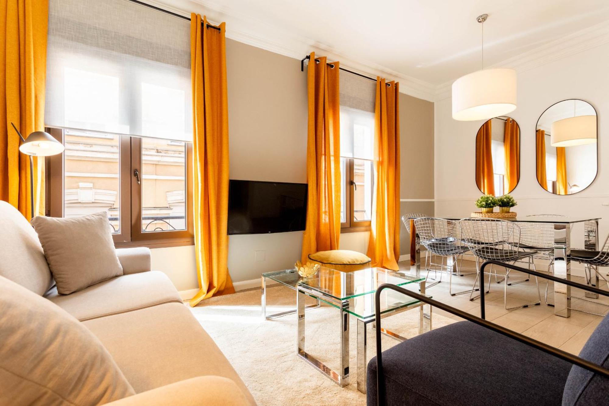 Apolo En Madrid Apartment Bagian luar foto