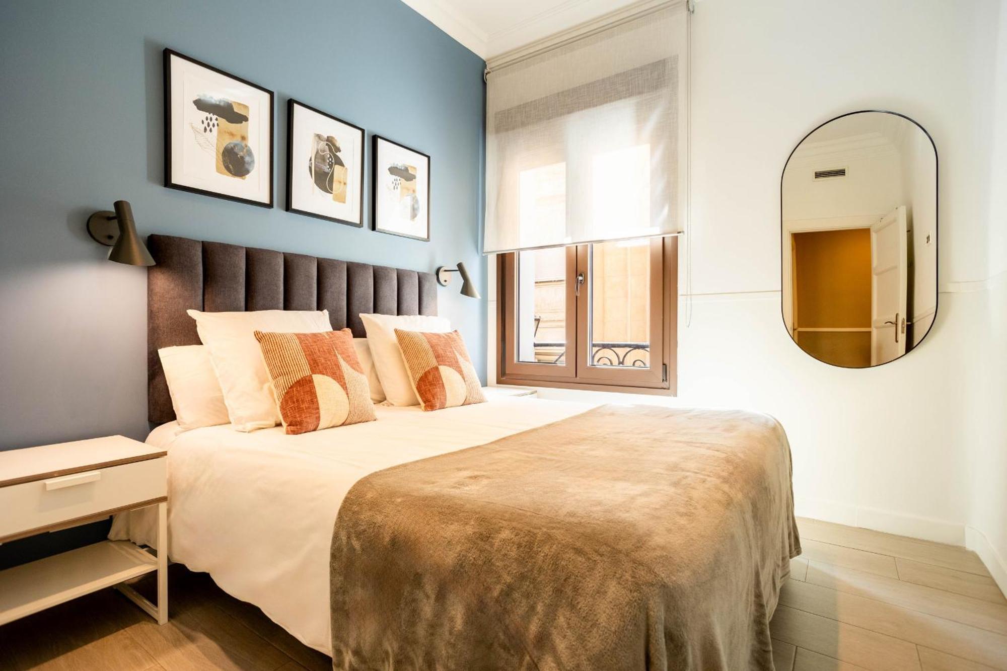 Apolo En Madrid Apartment Bagian luar foto