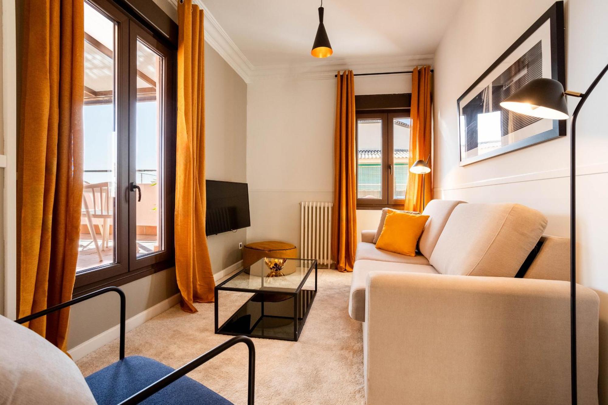 Apolo En Madrid Apartment Bagian luar foto