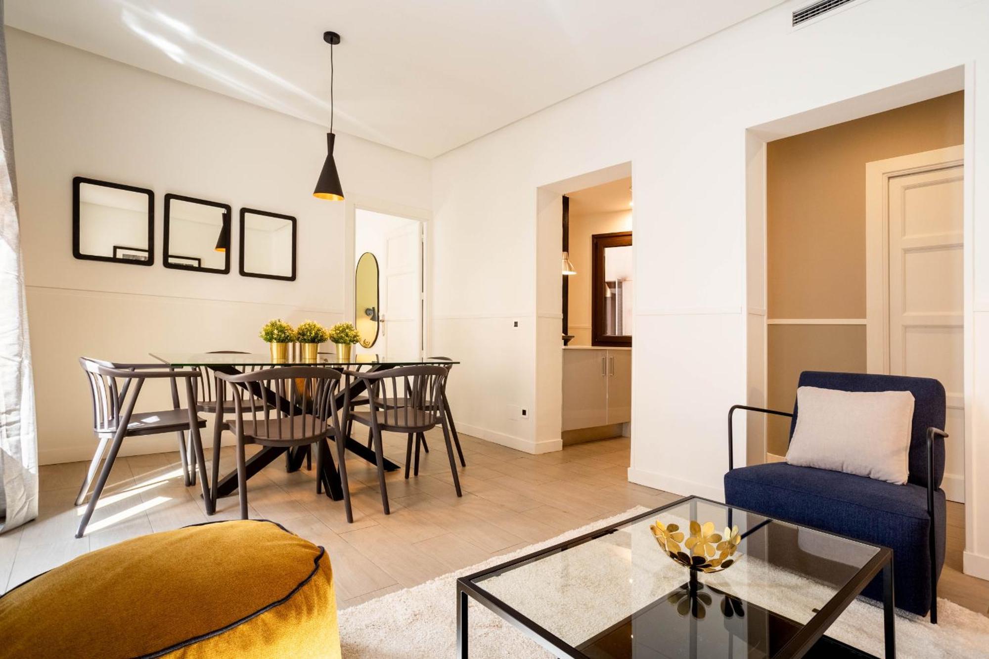 Apolo En Madrid Apartment Bagian luar foto